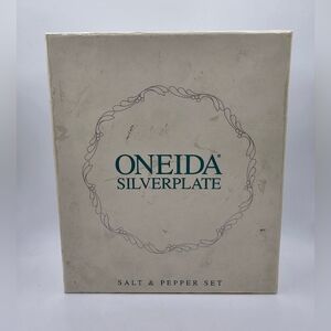 Vintage Oneida Silverplate Salt And Pepper Shakers Set Original Box Circa 1990s